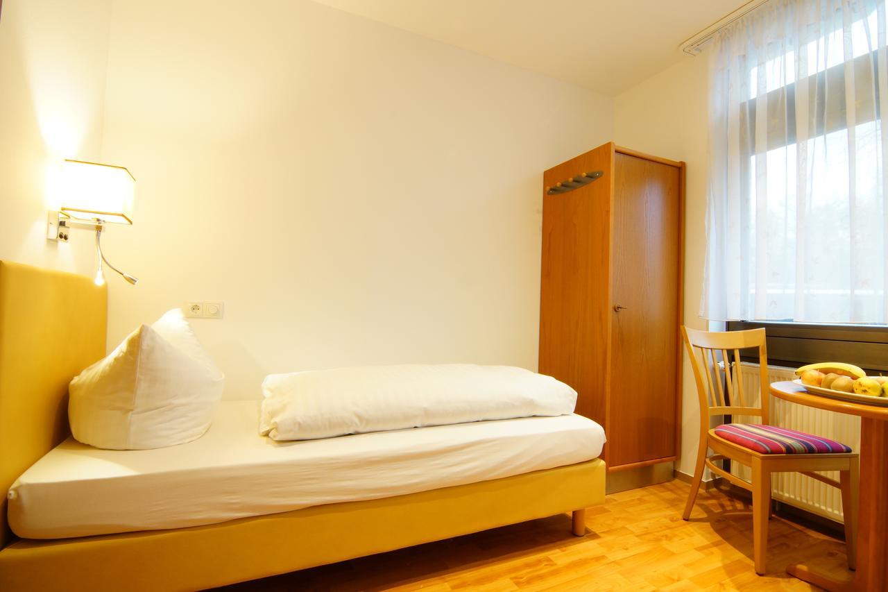 Hotel Spitzenpfeil Michelau in Oberfranken Exterior foto