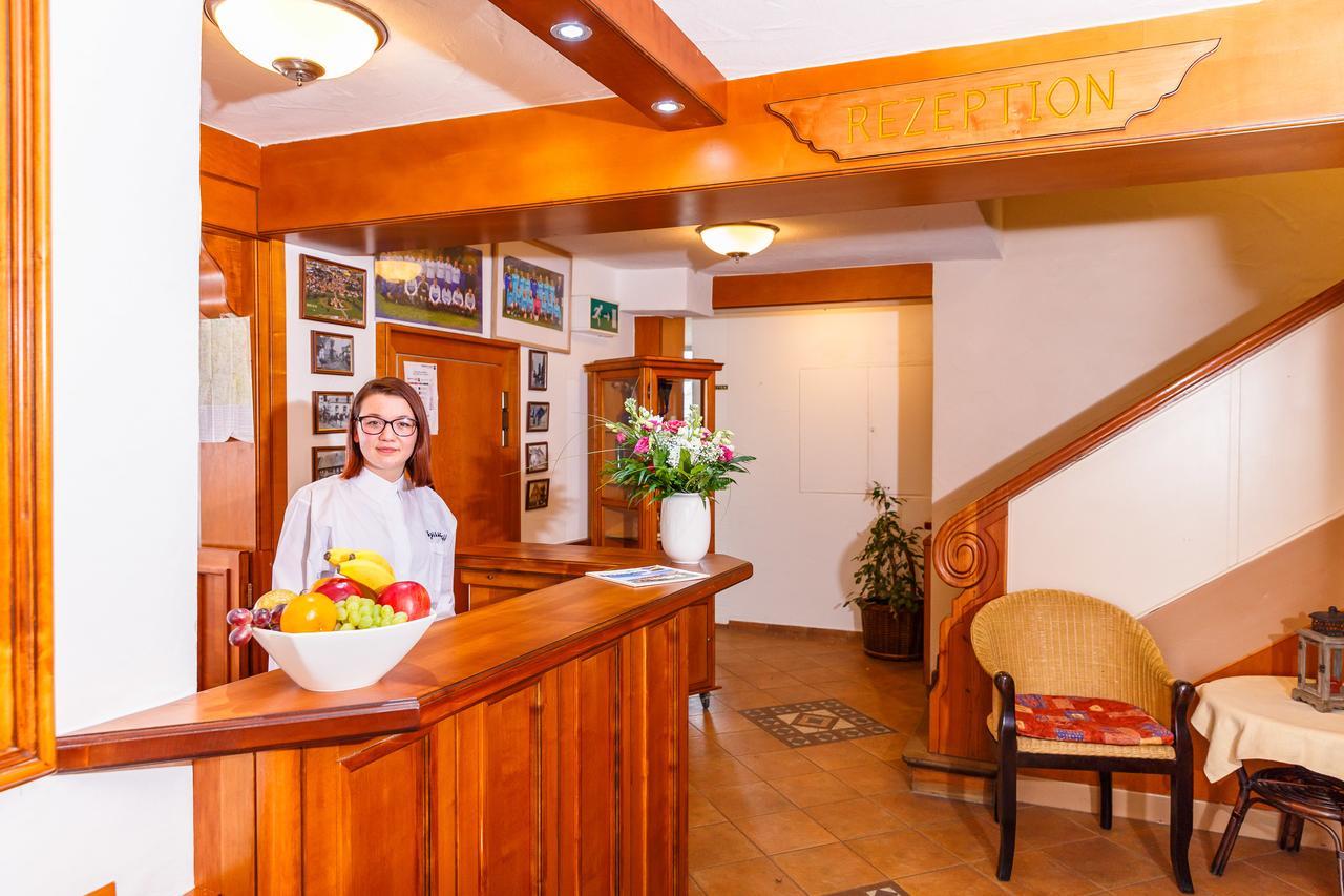 Hotel Spitzenpfeil Michelau in Oberfranken Exterior foto